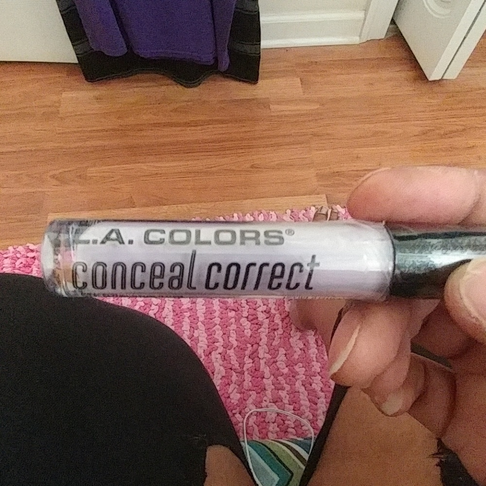 LA Colors conceal correct\ Lavender, & Green